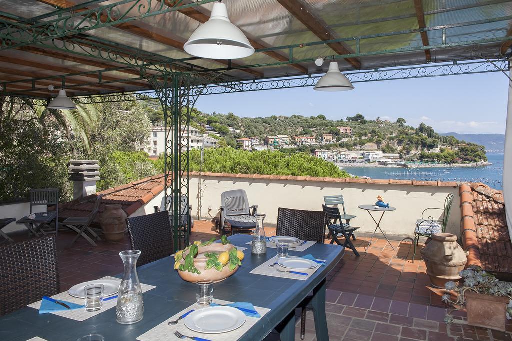Holiday Home Fiorita بورتوفينيري الغرفة الصورة